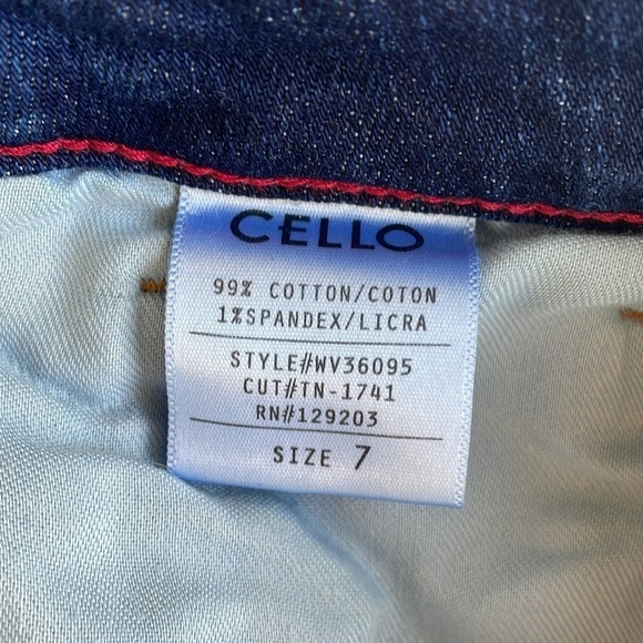 Cello Fringe Hem Straight Leg Cropped Jeans - Picture 6 of 6